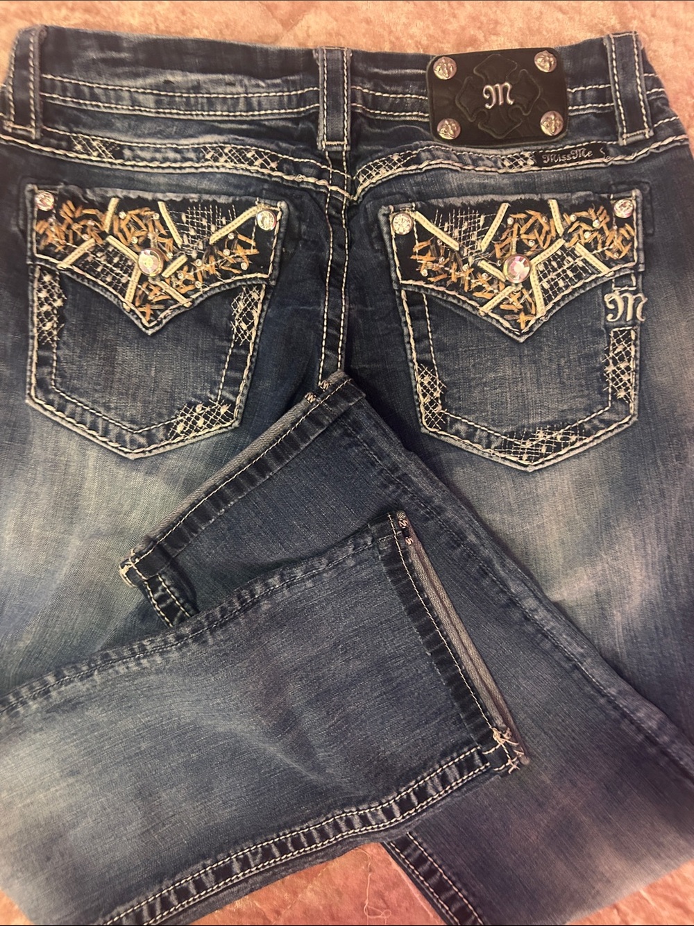 Miss Me Blue Skinny Signature Cropped Jeans with Embellished Back Pockets